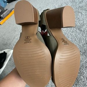 Brand new soda brand womens wedges
